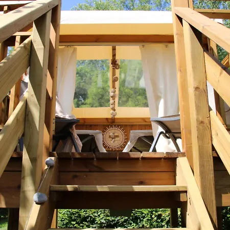 Les Etoiles Du Brochet Campsite *